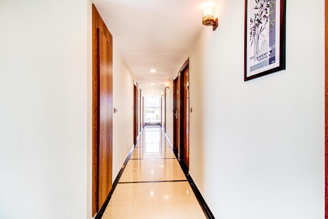 Fabhotel The Royal Suites - Nr Gopalan Innovation Mall Бангалор Экстерьер фото